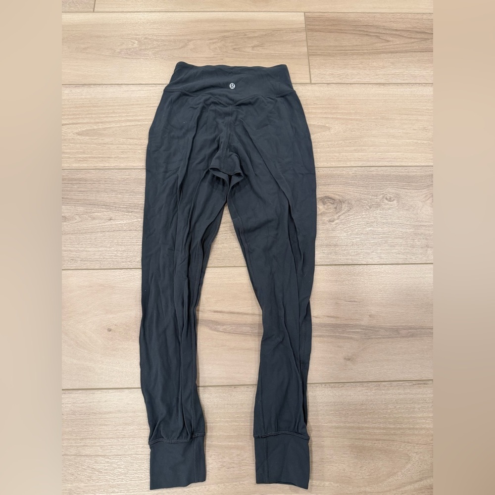 🍋 LULULEMON 🍋 Align Jogger Size 4
